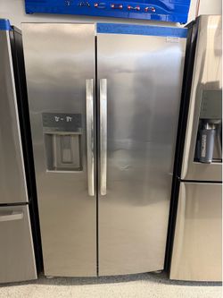 Side-by-side refrigerator