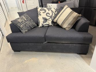 Sofa/Loveseat