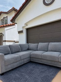 FREE DELIVERY‼️ Gray L-Shaped Sectional