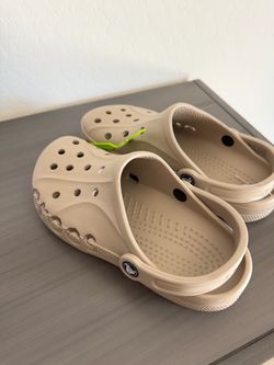 Crocs Classic Tan/Beige