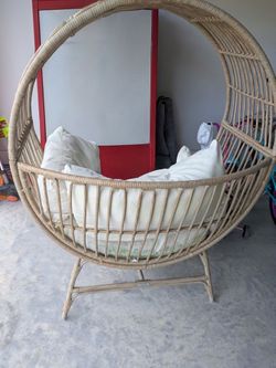 Rattan Egg Chair with outdoor Cushions