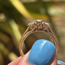 Size 7, Trio Diamond Ring