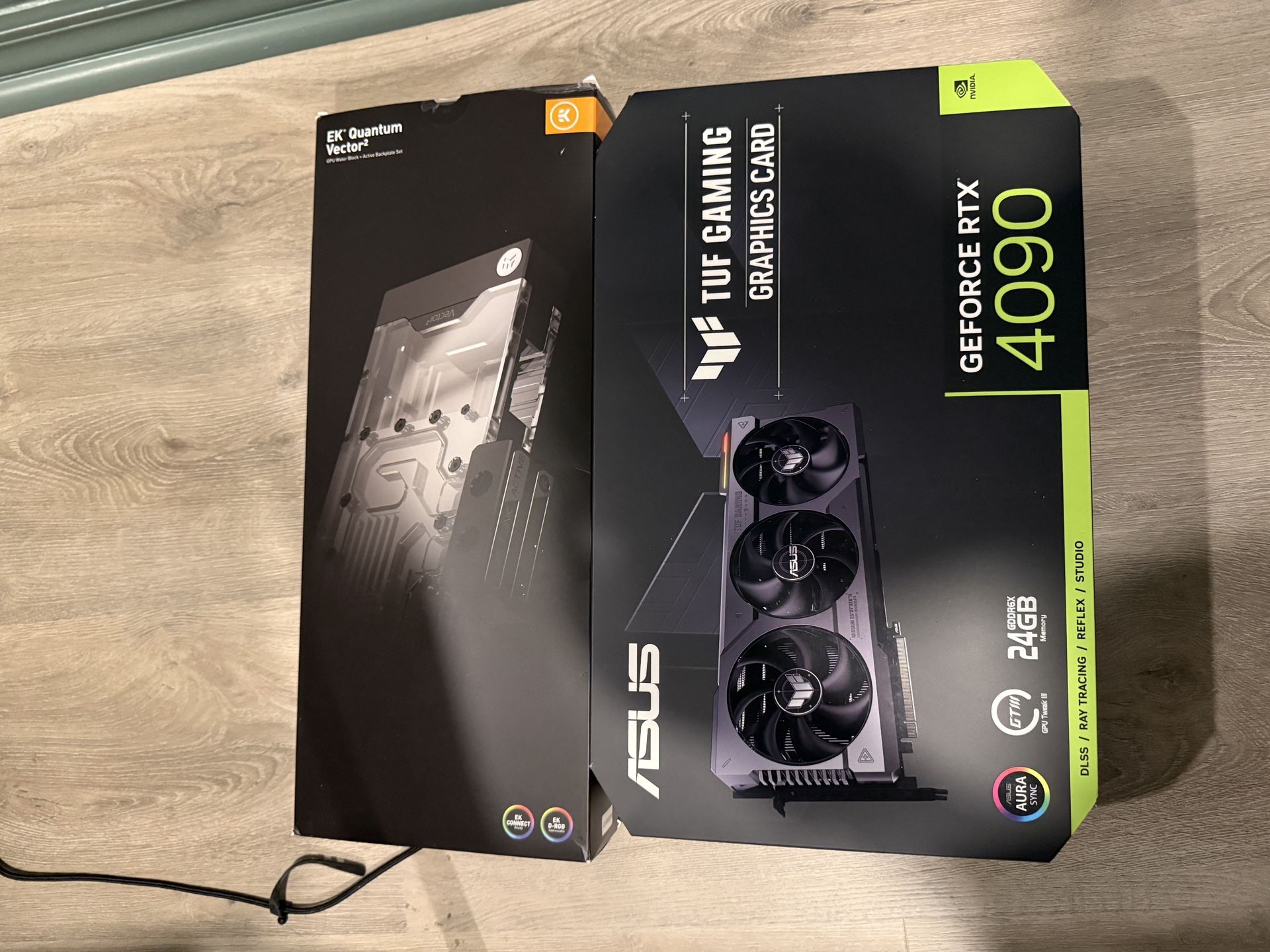 ASUS ROG TUF Nvidia RTX 4090 - EK Quantum Watercooled