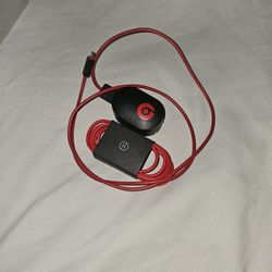Beats Pill Charger
