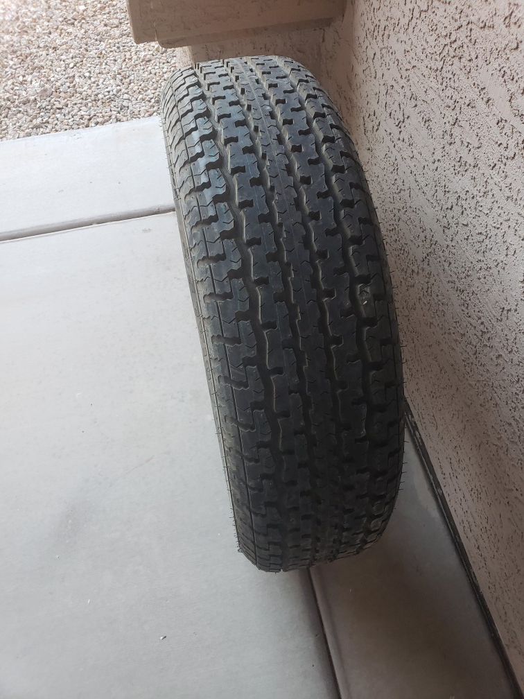Trailer tire st235/80r16