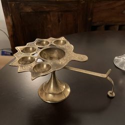 Vintage indian brass deep well diya diva Ghee oil lamp for cotton wicks art piece aarti Apex