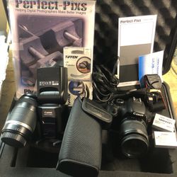 Canon Eos Rebel T2i With Tons Of Extras In Pelican Case