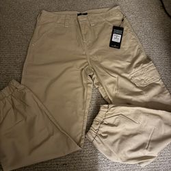 True Religion Cargo Pants Size 29 