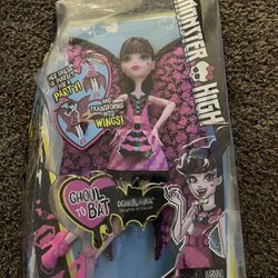 Monster High & Shadow High Dolls 
