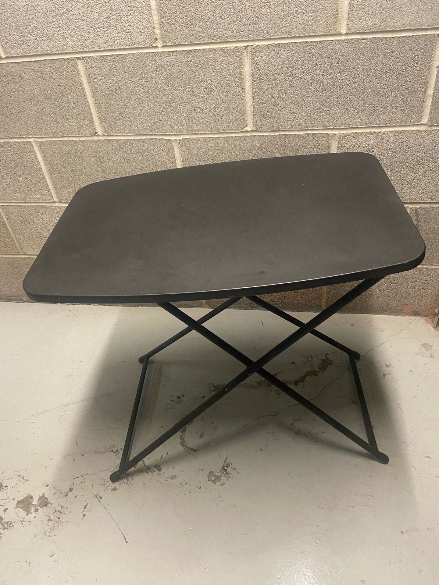 Pickup only in Hyde Park black folding side table / tray table