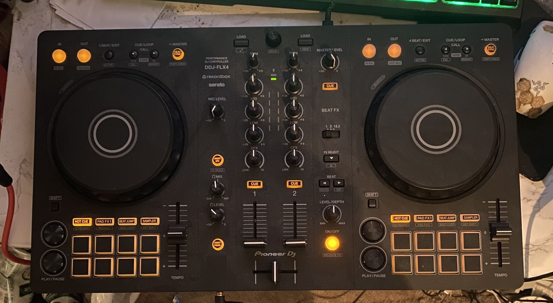 DDJ-FLX4