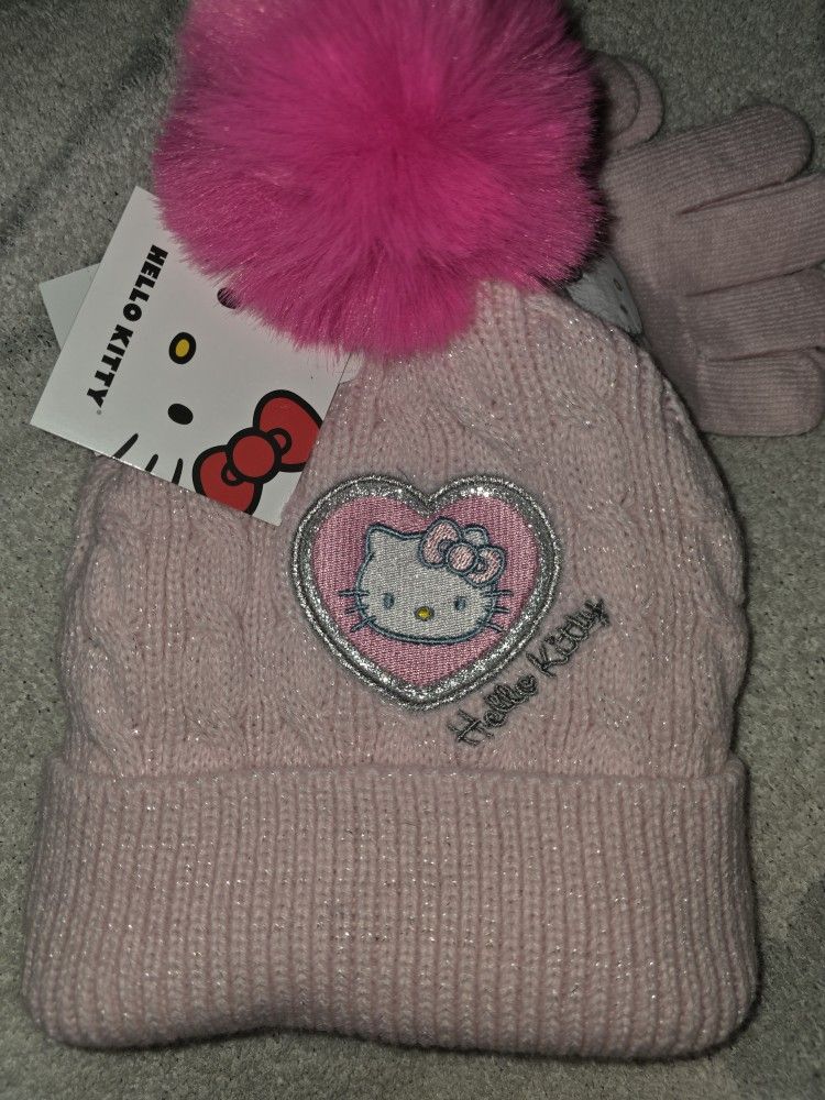 Hello Kitty Beanie And Gloves Set