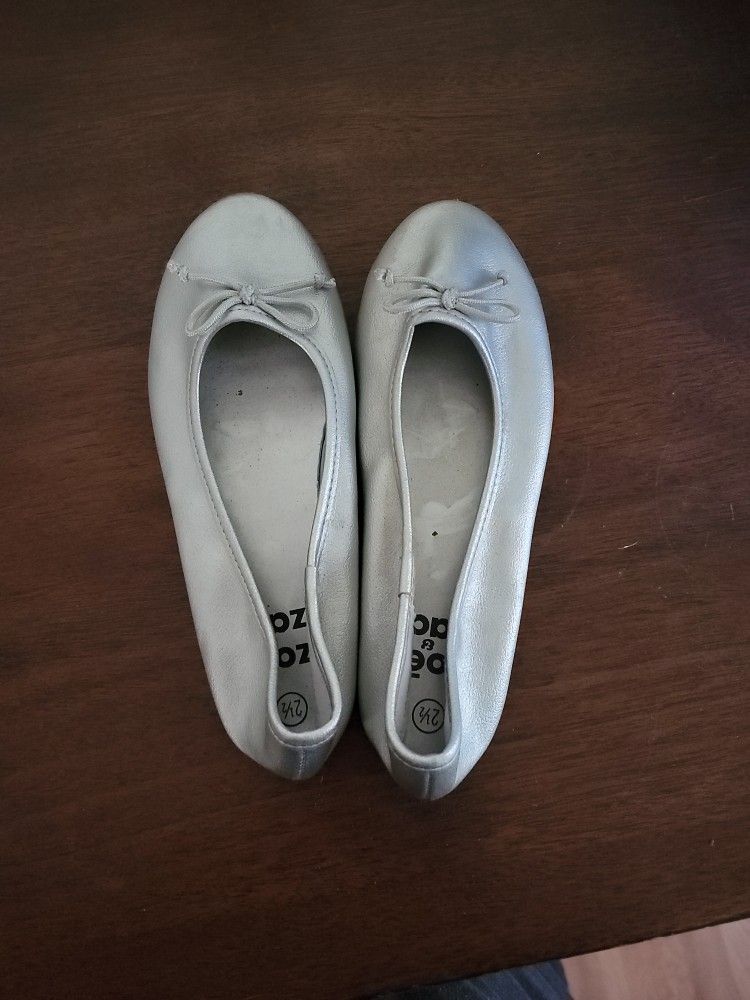 Zoe And Zac Slip Ons