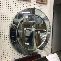 Elegant Circular Framed Mirro