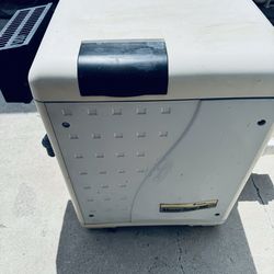 Pentair MasterTemp 300 High-Performance Pool and Spa Heater Up for sale is a Pentair MasterTemp 300 Pool and Spa https://offerup.com/redirect/?o=SGVhd