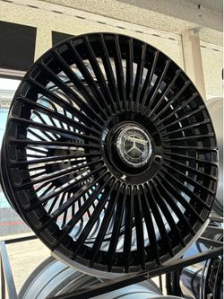 22” Mercedes Maybach Wheels