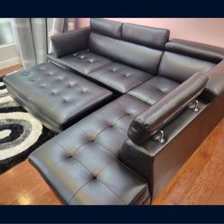 *Spectacular Deal*---Ibiza Attractive Leather Sectional Sofa W/Ottoman---Delivery And Easy Financing Available👏