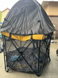 Eveflo Play Away Playard Deluxe