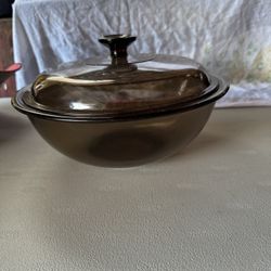 Vintage Pyrex #326 Casserole 4-L Dish with Lid