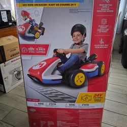 Mario Cart 20v ride On Racer 