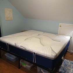 King Size Novaform Bed and Metal Frame