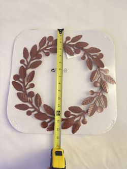 Red Metal Christmas Wreath Decor