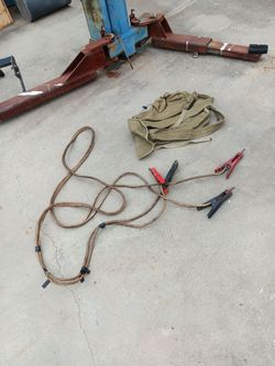 14 FEET OF JUMPER CABLES W/ Backpack