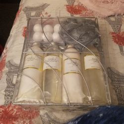 Vanilla Bath Set