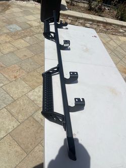 Predator Side Step Rail
