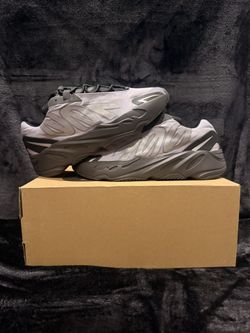 Yeezy 700 ‘Geode’