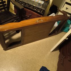  Coffie Table Needs Glass Top Pieces. 