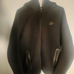 Nike Tech Large