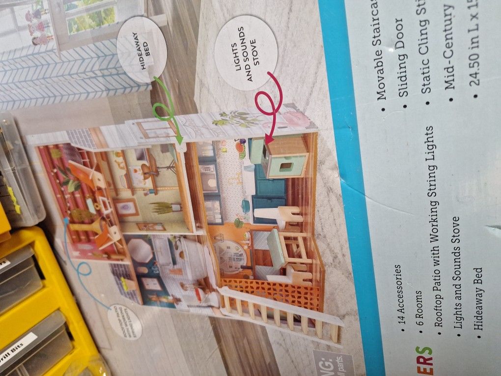 New Big Dreemers Doll House With Accessories