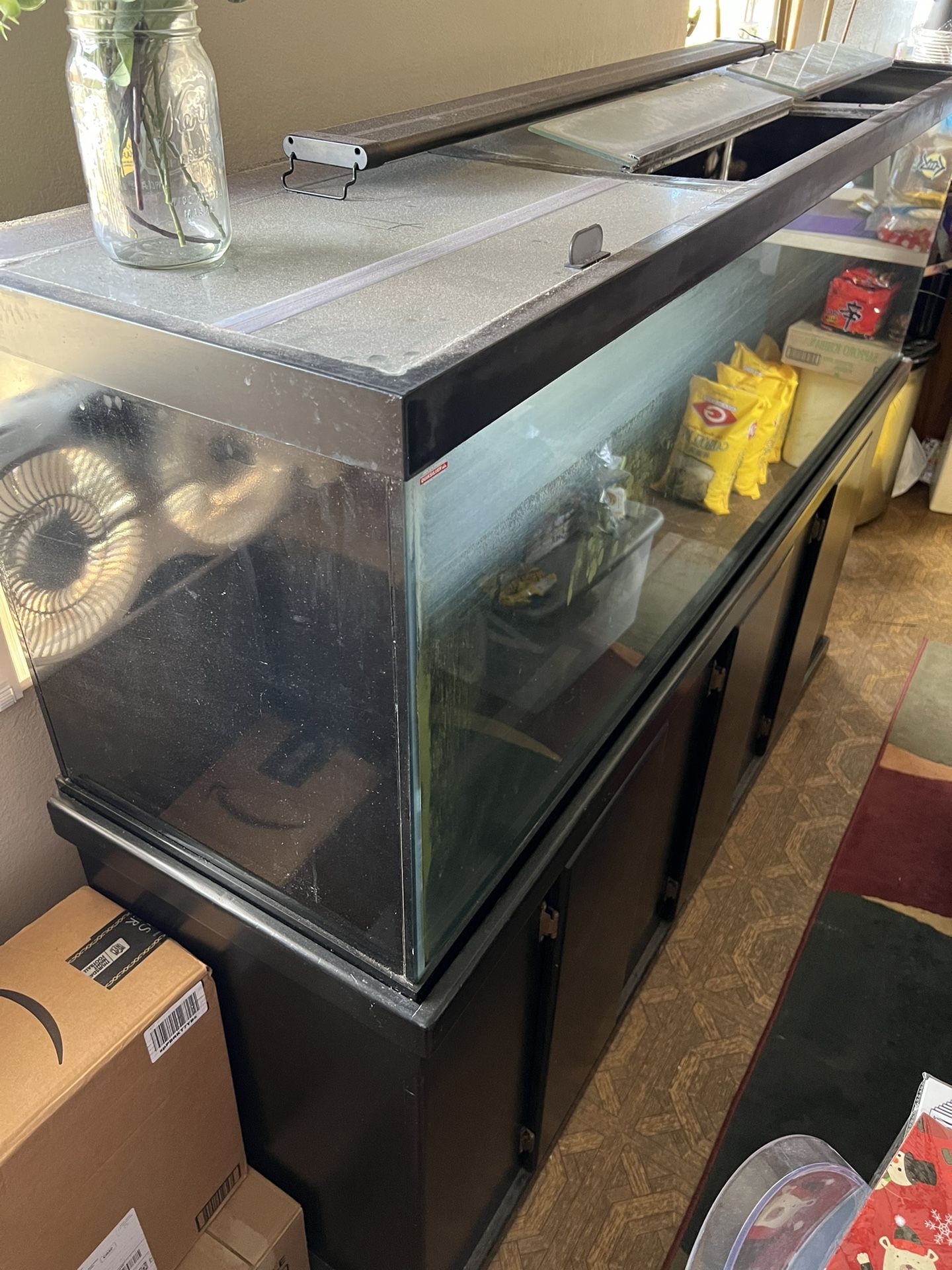 125 Gal. Fish Tank W/ Stand for Sale in Waipahu, HI OfferUp