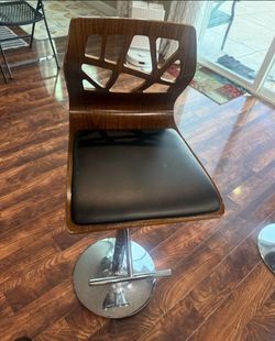 Bar chair/Silla de Barra