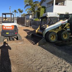 Skid Steer Bobcat Cat Tractor Excavator