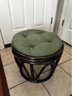Small tufted foot stool