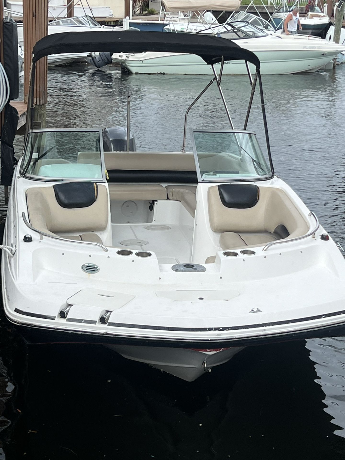 Hurricane 188 Yamaha Fourstroke 