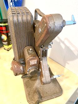 Vintage Keystone A-21 16mm Film Projector