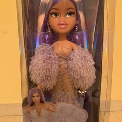 Bratz x Kylie Jenner Fashion Doll - Day