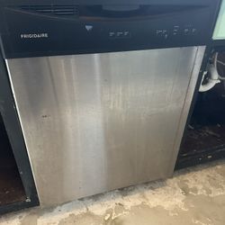 Dishwasher Frigidaire 
