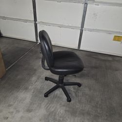 Small Office Chair 