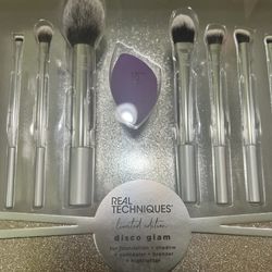 Unopened/Unused Makeup Brushes From Real Techniques
