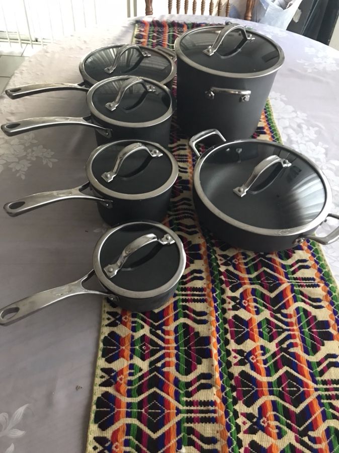Kirkland Signature 12-piece Non-Stick Cookware Set, USED GREAT CONDITION