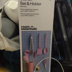 Kitchen utensil set and holder