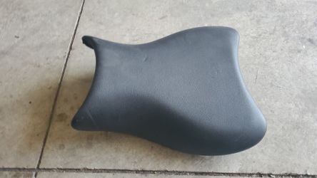 2008 hayabusa seat