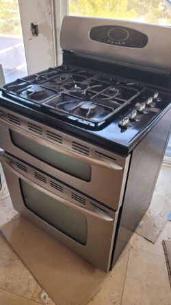 Maytag Gemini 30” Gas Double Oven Range – 5 Burner Stainless Steel