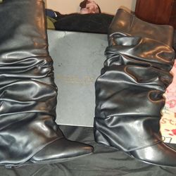Azalea Wang Black Boots Size 10
