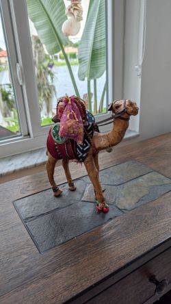 🏺✨ ORIGINAL DUBAI HANDCRAFTED ART PIECE – ONLY $20! ✨🏺PIEZA ARTESANAL ORIGINAL DE DUBÁI POR SOLO $20
