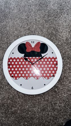 Minnie Mouse Clock 